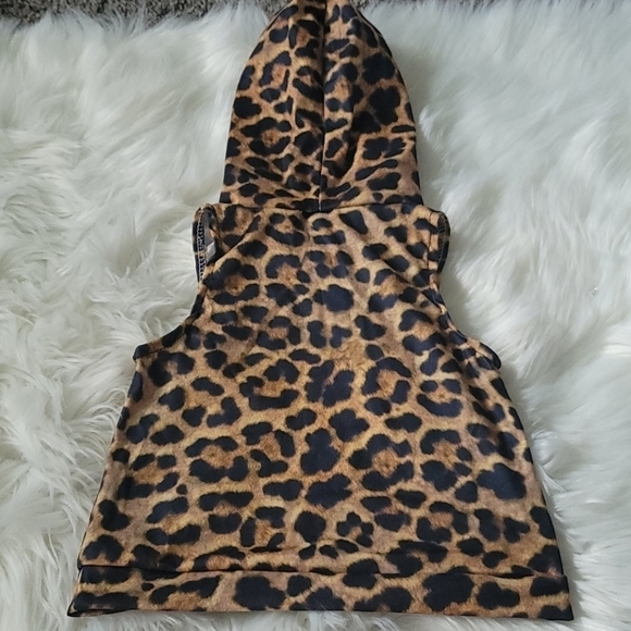 Leopard print sleeveless hoodie and shorts NWOT - Picture 5 of 10